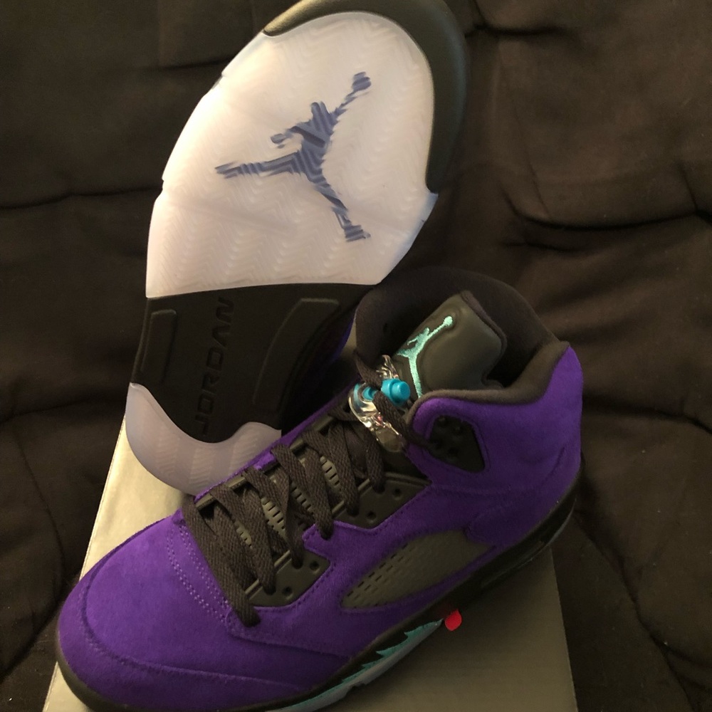 JORDAN 5 RETRO ALTERNATE GRAPE 2020